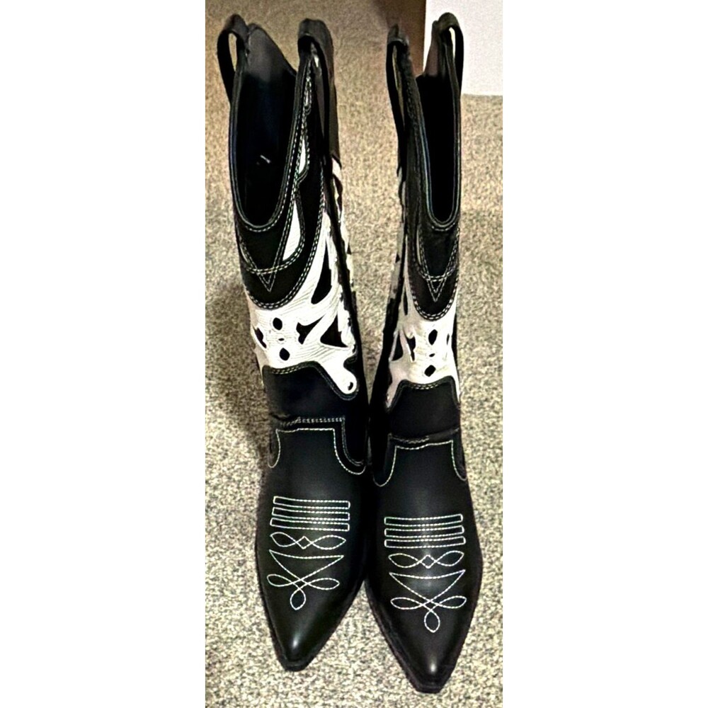 Women’s Black & White Western Cowboy Boots Pointed Toe Pull-On Size 7 NWT